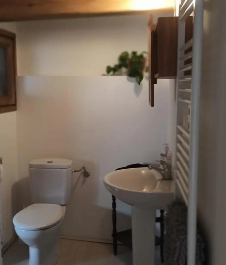 Campsite Alojamiento Compartido Cantroncxic Sant Pere de Torello